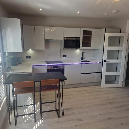 Collier'S Wood En-Suite Apartments Londres Exterior foto